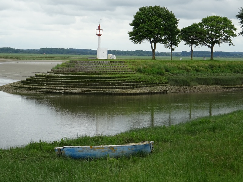 Promenade le long de la baie à Saint-Valéry-sur-Somme