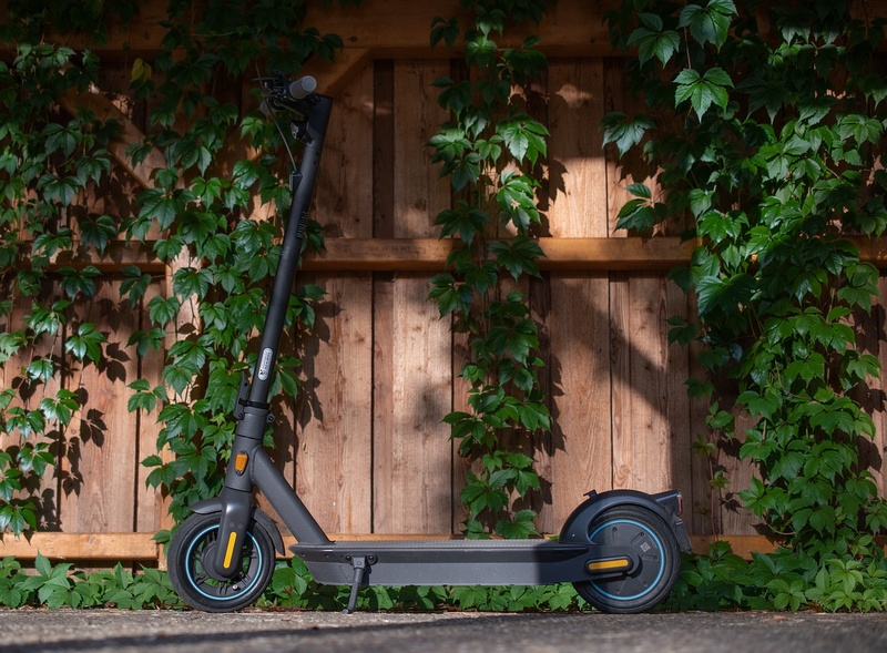La trottinette électrique, pour qui, pour quoi ?